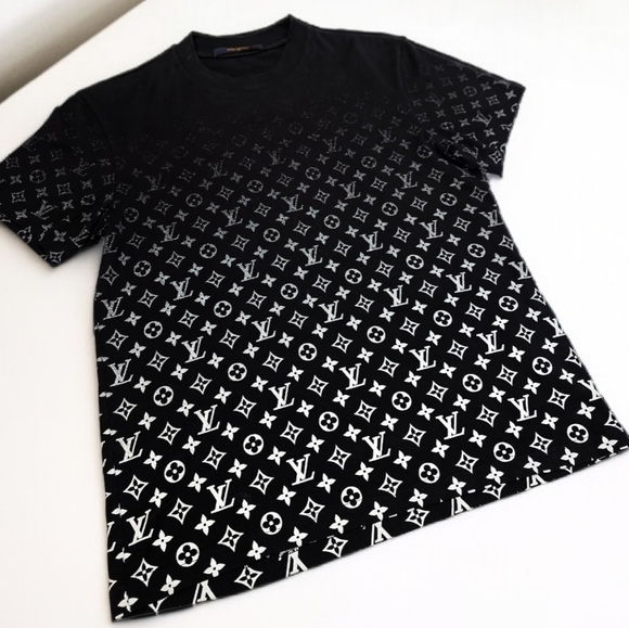✨️Authentic Louis Vuitton Black Gradient T-Shirt - Picture 12 of 16